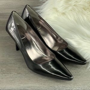Calvin Klein Dolly Pointed Toe Heels Size 6M